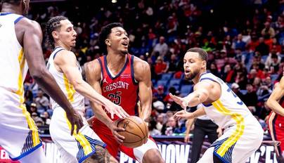 在伤病期间 在伤病期间